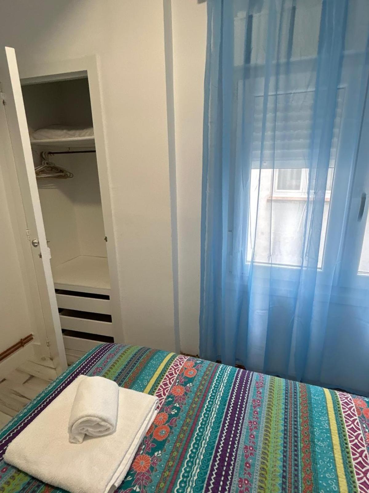 Apartamentos El Conde Santo Domingo De La Calzada Esterno foto